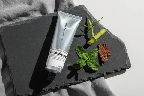 Klärendes Bambus-Gesichtspeeling