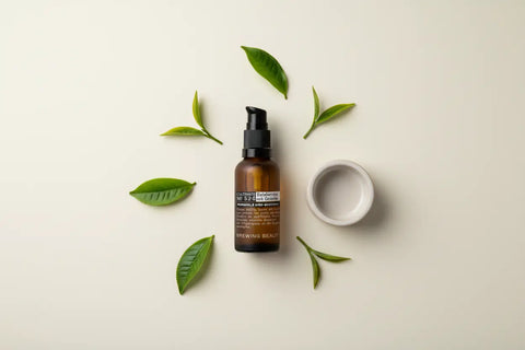 Belebendes Hyaluron-Augenserum